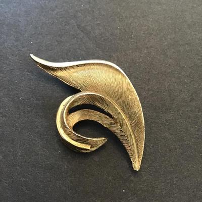 Vintage, goldtone, fashion, brooch