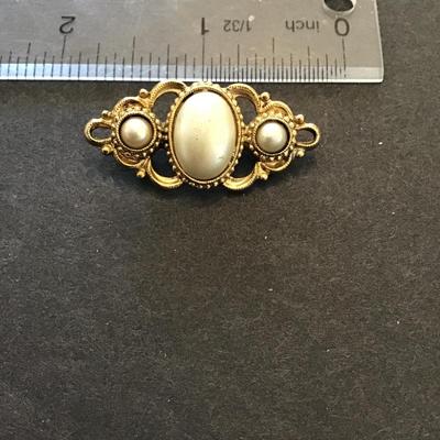 Vintage, goldtone, fashion, statement, brooch