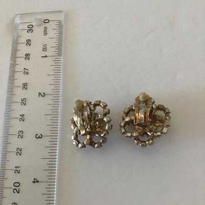 Rhinestone clip on earrings