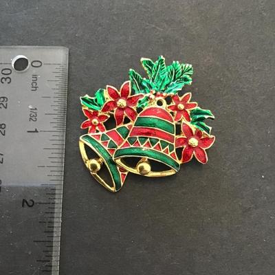 Very nice vintage Christmas brooch