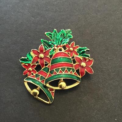 Very nice vintage Christmas brooch