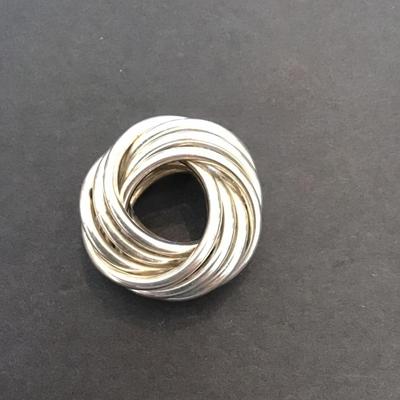 Very nice vintage Silvertone fashion brooch