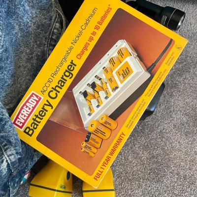 Energizer promo items & battery charger