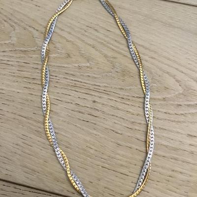 Beautiful vintage Avon brushed silver and gold tone, twisted chain necklace