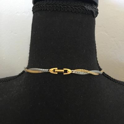 Beautiful vintage Avon brushed silver and gold tone, twisted chain necklace