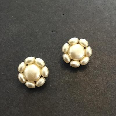 Sale Photo Thumbnail #176: Vintage Faux pearl fashion earrings. Please see attached photos.