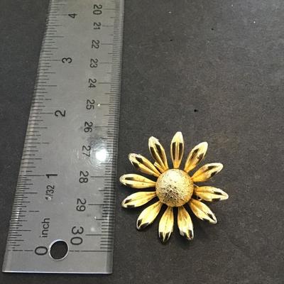 Sale Photo Thumbnail #192: Vintage, goldtone, flower brooch. Please see attached photos.