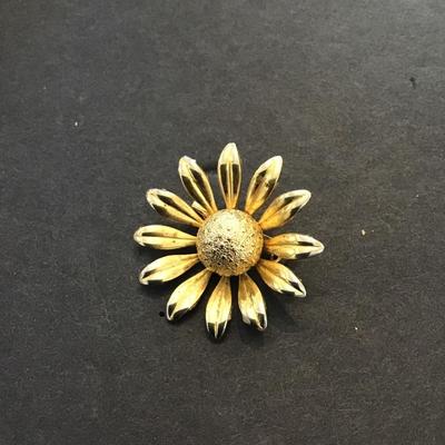Sale Photo Thumbnail #191: Vintage, goldtone, flower brooch. Please see attached photos.