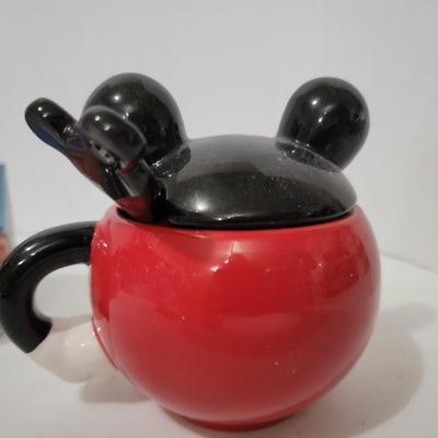 Mickey & Minnie Mugs with spoons