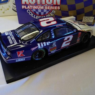 Sale Photo Thumbnail #18: 1998 Elvis TCB Ford Taurus 1:24 Scale 1 of 13992 #W2498010256