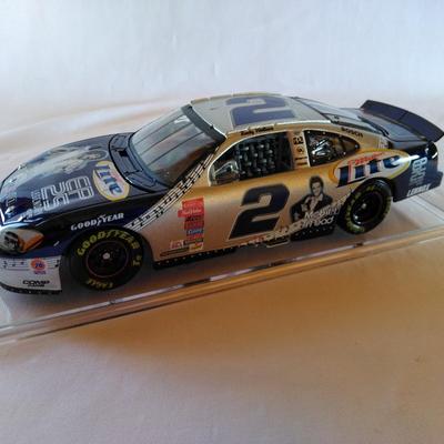 Sale Photo Thumbnail #36: 2002 Action 10th Anniversary 1:24 Scale Limited Edition 