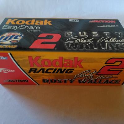 Sale Photo Thumbnail #40: 2004 Kodak Intrepid Club Car 1:24 Scale 1 of 600 P/N 402985