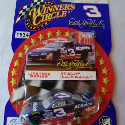 Sale Photo Thumbnail #55: 1997 ACDelco Lifetime Series Chevrolet Monte Carlo 1:64 Scale 4 of 8 Winner Circle / 1994 GM Goodwrench Lifetime Series Chevrolet Lumina 1:64 Scale 1 of 8 Winner Circle