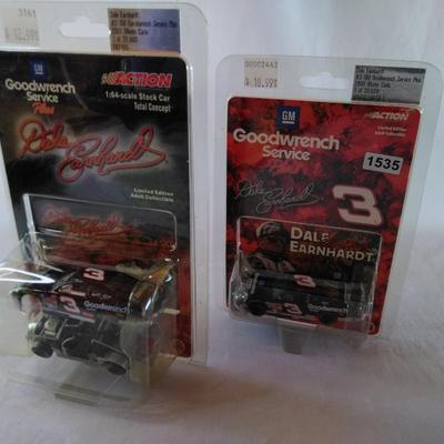 Sale Photo Thumbnail #59: 2001 GM Goodwrench Service Plus Monte Carlo 1:64 Scale 1 of 20880 #101105 / 2000 GM Goodwrench Service Center Monte Carlo 1:64 Scale 1 of 30024 #W6400160191