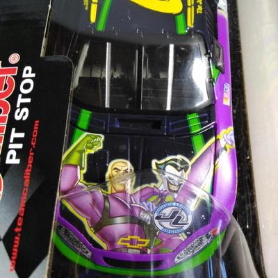 Sale Photo Thumbnail #88: 2004 Justice League Racing The Joker & Lex Luthor 1:24 Scale #MC4W204VL