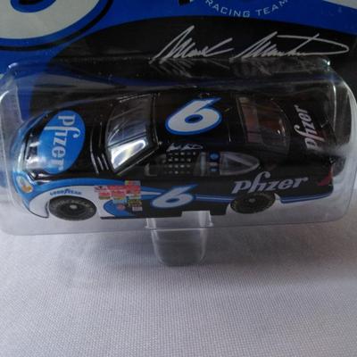 Sale Photo Thumbnail #118: 2000 Hot Wheels Pick Up Truck Pfizer Recreational Series 1:64 Scale #B0465 / 2001 Hot Wheels Pfizer Select 1:64 Scale #0121EA / 2003 Edition Issue #11 Pfizer Pit Stop 1:64 Scale #MM3W606PF