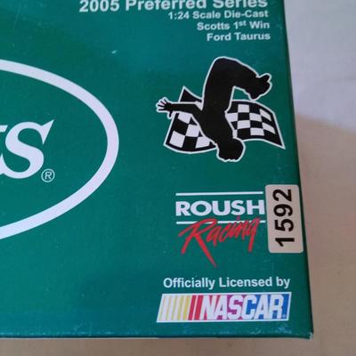 Carl Edwards #99