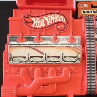 Sale Photo Thumbnail #127: Huge Vintage Hot Wheels Lot w/ Carrying case & other Race cars

Will receive all items as is.