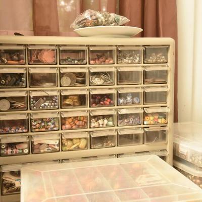 Sale Photo Thumbnail #326
