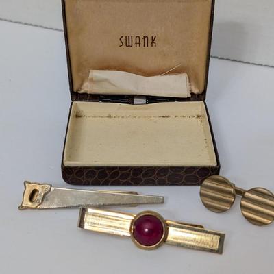 Vintage Swank Men’s Jewelry Set with Box Tie Clip Cufflinks and Saw Tie Bar