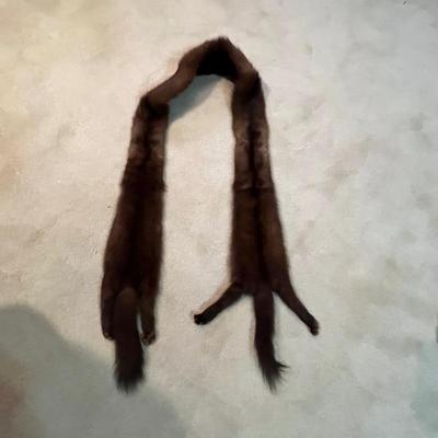 Lot 10 Mink Stoll