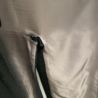 4 men’s dress coats