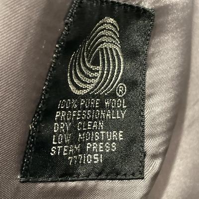 4 men’s dress coats