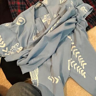 Lot 19 Women's Clothes