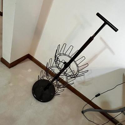 Lot 27 Metal Shoe tree
