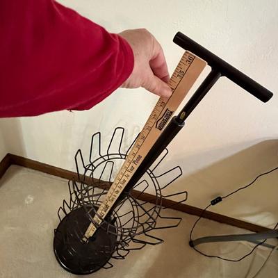 Lot 27 Metal Shoe tree