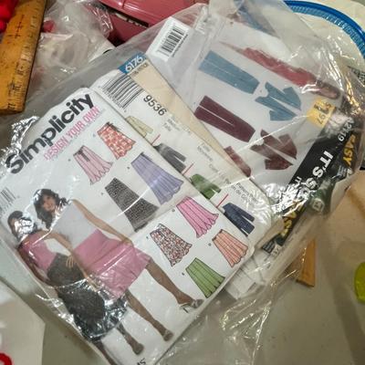 Lot 36 Sewing lot