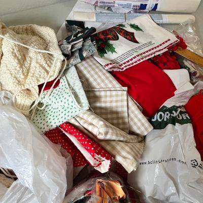 Lot 36 Sewing lot