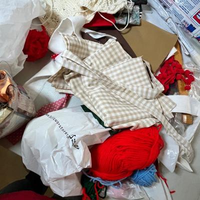 Lot 36 Sewing lot