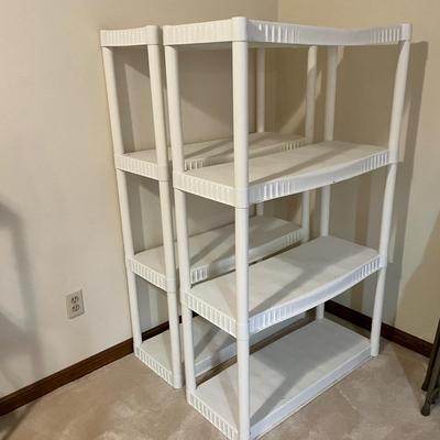 Lot 48 Rubbermade Plastic Shelves