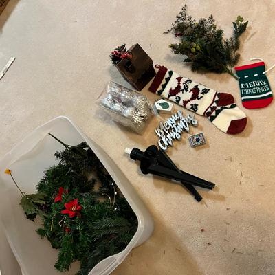 Lot 67 More Christmas stuff