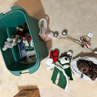 Lot 68 Tub of Christmas