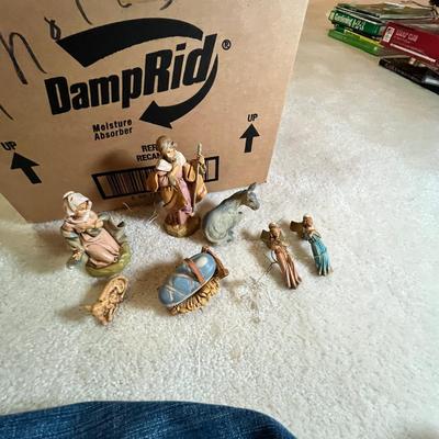 Lot 69 Nativity set