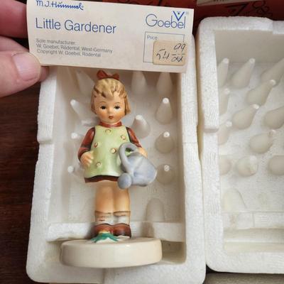 Collection of 10 M.J. Goebel Hummel Figurines