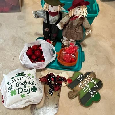 Lot 73 Tub of St. Patrick's & Thanksgiving