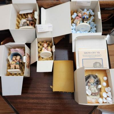 Collection of 5 M.J. Goebel Hummel Figurines