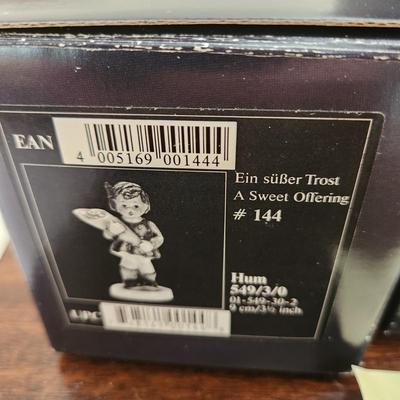 Collection of 5 M.J. Goebel Hummel Figurines
