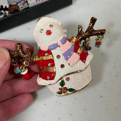 Lot 83 Boxed Christmas items