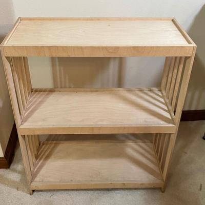 Lot 91 Small 3 shelf case