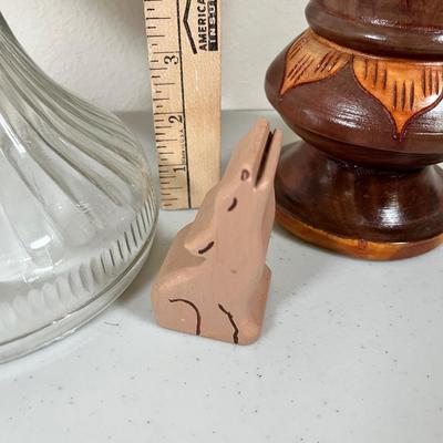 Lot 92 Oil Lamp & mertle wood vase