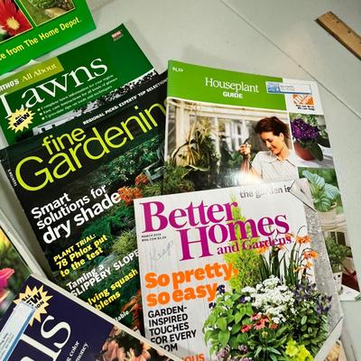 Lot 100 Gardening books
