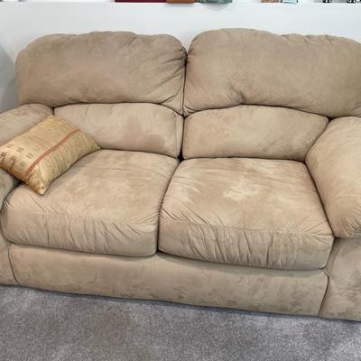 Soft puffy cream loveseat