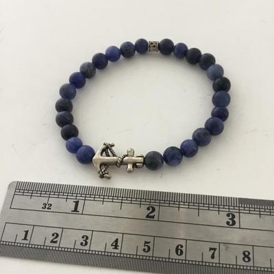 Blue beaded stretchy fashion bracelet