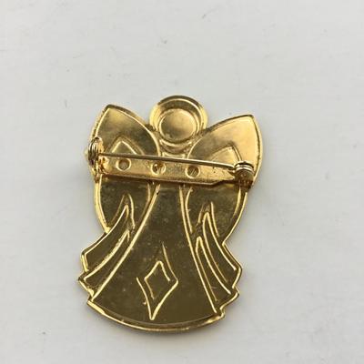 Gold tone unmarked angel vintage pin