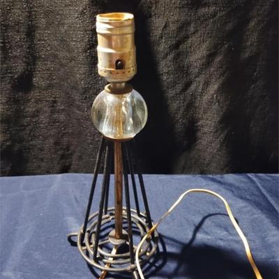Atomic era lamp