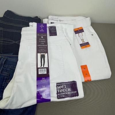 7 Pair Women’s Denim Some new with tags
